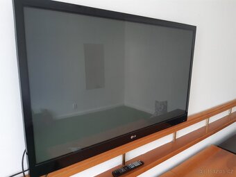 Televize LG 50 + satelit MASCOM HD - 2