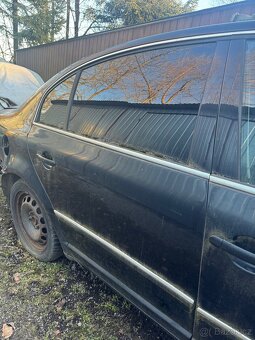 Škoda Superb 1 - náhradní díly - dveře - 2