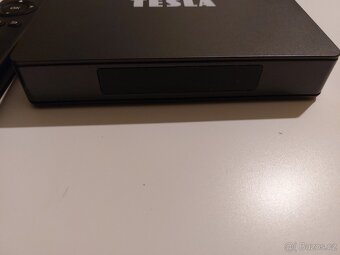 DVB-T2 HEVC + 4K multimediální centrum Tesla Mediabox XT650 - 2
