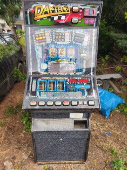 Hrací automat - 2