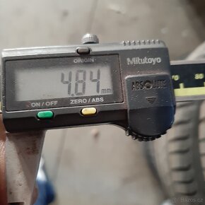 225/40/19 zimni - 2