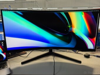 Herní monitor Samsung Odyssey G55T - 2