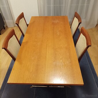 Prodám stůl se 4 židlemi( i jednotlivě) - 2