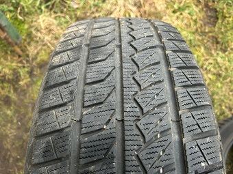 2ks zimní pneu FarRoad 215/55/18 - 2