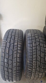 Zimní pneu 205/55 r17 - 2