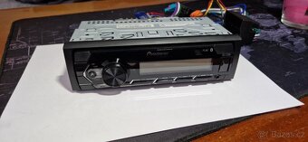 Pioneer MVH-S320BT - 2