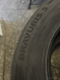 Barum bravuris 5 205/60 R15 - 2