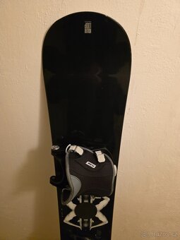 Snowboard set - prkno Killer loop+vázání Flow+boty Nidecker - 2