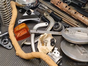 Nepoužité uloženkové originální díly ČZ 125 175 250 477 476 - 2