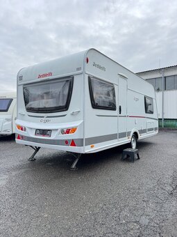 Dethleffs C’go 495 ~ francouzská postel - 2