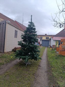 Umělý vánoční stromek - 2