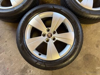 Originální alu kola Škoda Superb III Triton 5x112 R17 - 2
