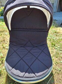 Trojkombinace kočárku zn. Venicci - 2