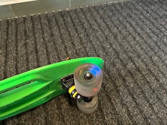 Dětský skateboard - 2