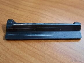 Podavač Mauser krátký - 2