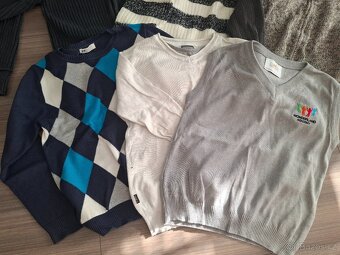 Svetry vel. 122 - 134 - 2