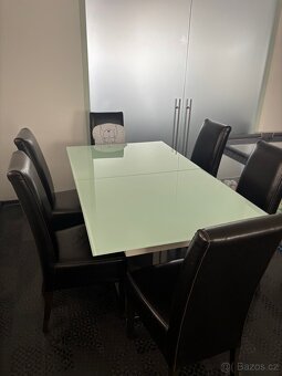 Kuchyňský stůl rozkládací skleněný - 2