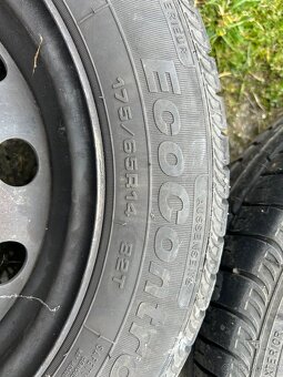 Pneu Peugeot 206 - 2