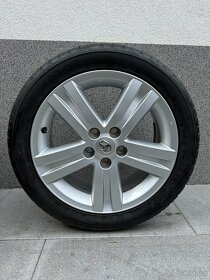 ALU kola 5x114.3 r17 s letním pneu (ty) - 2