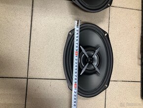 Reproduktory do auta - 2