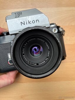 Nikon F2 a objektiv - 2