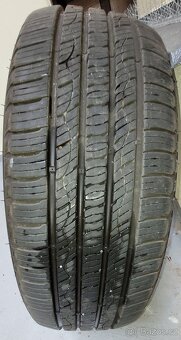 Prodám pneumatiky Kumho 255/60/R18 108H Cena za komplet - 2