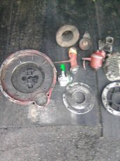 Díly na 2 válcový motor RS-09. - 2