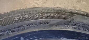 Hankook 215/45/17 - 2
