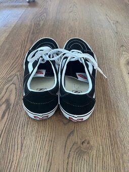 Krásné zánovní VANS vel. 45 - 2
