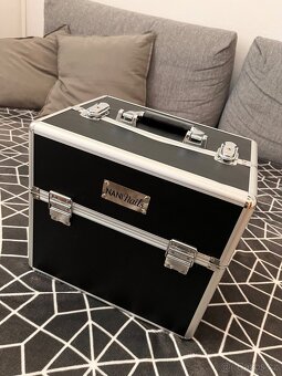 Kufřík s kompletní výbavou na nehtovou modeláž/gellak - 2