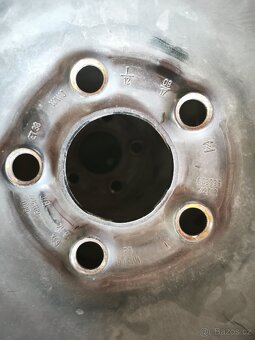 185/60R15 fabie III - 2