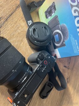 SONY ZV-E10 + 16-50 a 28-70 - 2