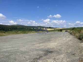 Sobůlky - Prodej zpevněných pozemků - 4142m2 - 2