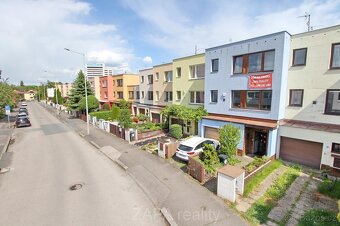 Prodej řadového rodinného domu 221 m2 + pozemek 229 m2, Prah - 2