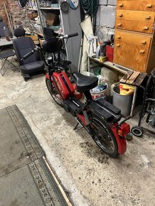 Prodám babettu 210 po GO s Dellorto 14.12 - 2