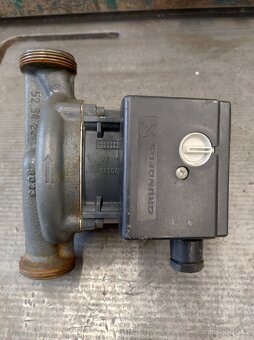 Oběhové čerpadlo Grundfos 25-125 180 - 2