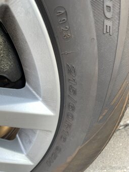 SDU KOL VW model Sepang z Passata B8. - 2