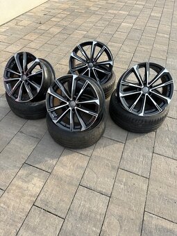 Alu kola Audi r19 5x112 (Aez Aruba dark) - 2