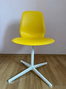 Otocna zidle Ikea - 2
