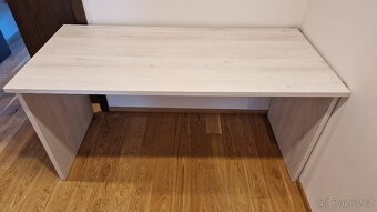 Nabízím stůl psací 150x70, výška 75 - 2