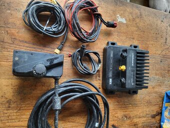 Echolot Lowrance HDS-12 LIVE - 2