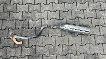 Originální výfuk Yamaha XG250 Tricker - 2