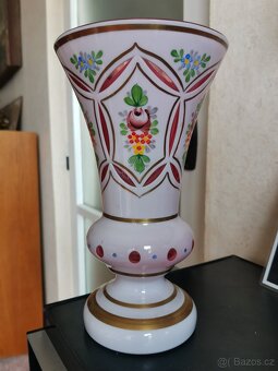 Bílorůžová váza - 2