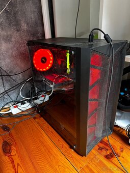 Herní PC Set-up - 2