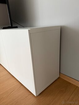 Policové díly Besta IKEA 4 ks - 2