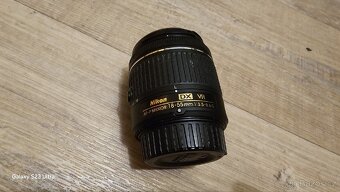 Nikon D5600 - 2