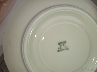 Sada porcelánu - 2