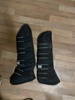 Ohlávka, přepravní kamaše, podřišníky, schockemöhle,.. - 2