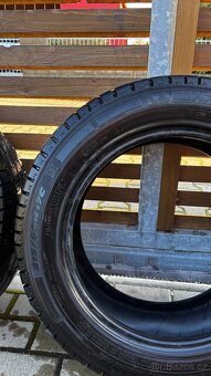 Michelin Agilis 215/60R17C 109/107T 8PR - 2