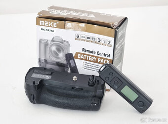 NIKON D750 (nová závěrka) + GRIP + příslušenství - 2